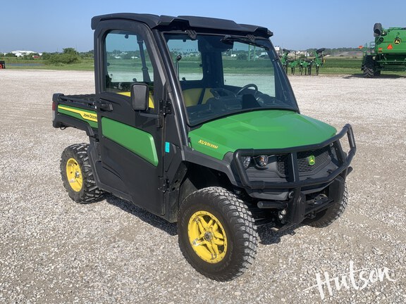 Photo of 2021 John Deere XUV 835M