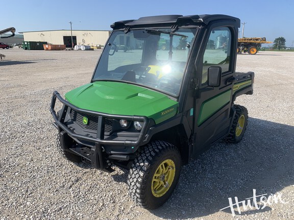 Photo of 2021 John Deere XUV 835M