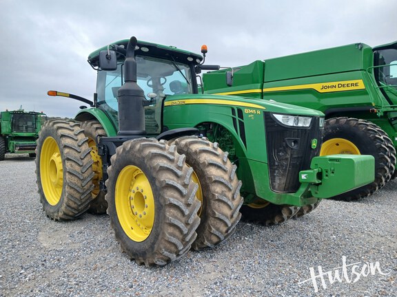 Photo of 2017 John Deere 8345R