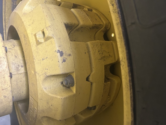 Used 2013 John Deere 9560R Articulated 4WD Tractors at Horizon Ag & Turf in Lloydminster, AB - Photo5