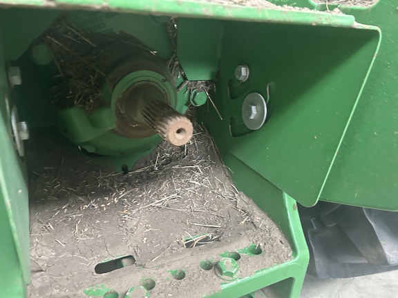 Used 2013 John Deere 9560R Articulated 4WD Tractors at Horizon Ag & Turf in Lloydminster, AB - Photo23
