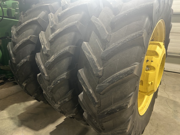 Used 2013 John Deere 9560R Articulated 4WD Tractors at Horizon Ag & Turf in Lloydminster, AB - Photo34