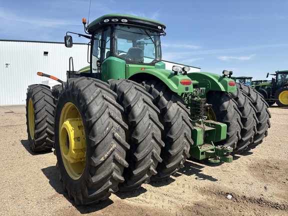 Used 2013 John Deere 9560R Articulated 4WD Tractors at Horizon Ag & Turf in Lloydminster, AB - Photo3