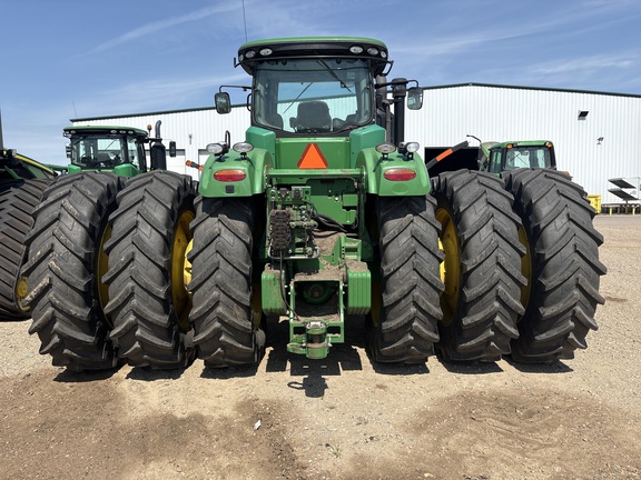 Used 2013 John Deere 9560R Articulated 4WD Tractors at Horizon Ag & Turf in Lloydminster, AB - Photo5