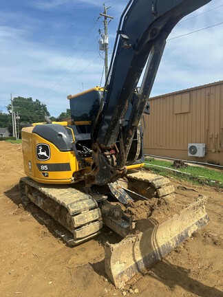 2024 John Deere 85 P