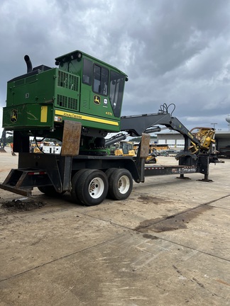 2022 John Deere 437E