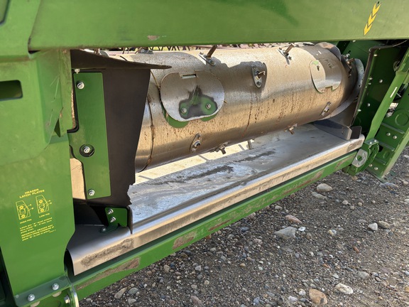 Used 2023 John Deere HD40R Combine Platforms at Horizon Ag & Turf in Edmonton West, AB - Photo9