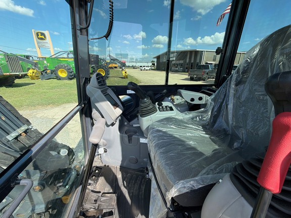 2024 John Deere 35 P