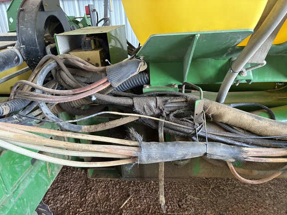 2002 John Deere 1770NT (8th thumbnail)