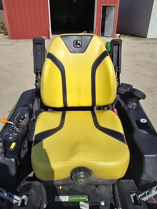 Photo of 2022 John Deere Z950M