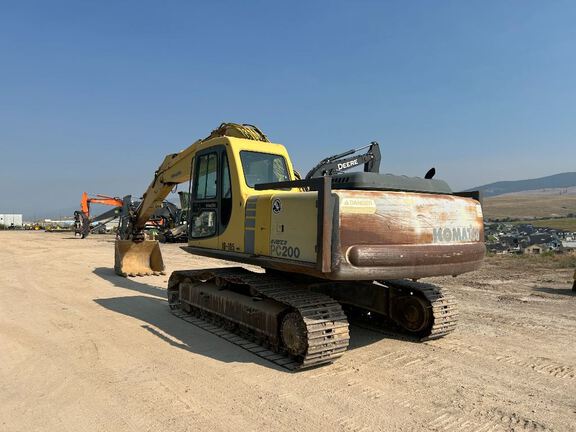 0 Komatsu PC200-6