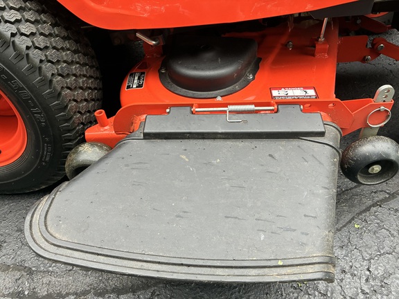 Used 2024 Kubota GR2120 Lawn & Garden Tractors at Koenig Equipment in Urbana, OH - Photo13