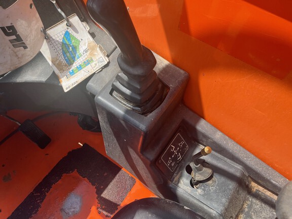 2014 JLG G6-42A-7