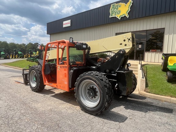 2014 JLG G6-42A-2