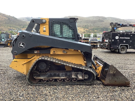 2018 John Deere 333G