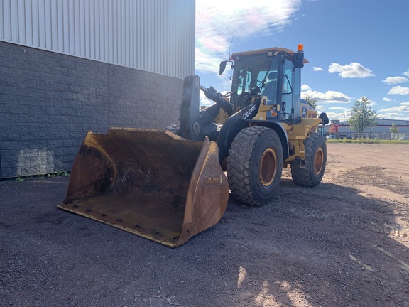 Photo of 2023 John Deere 544 P