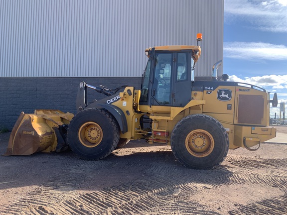 2023 John Deere 544 P