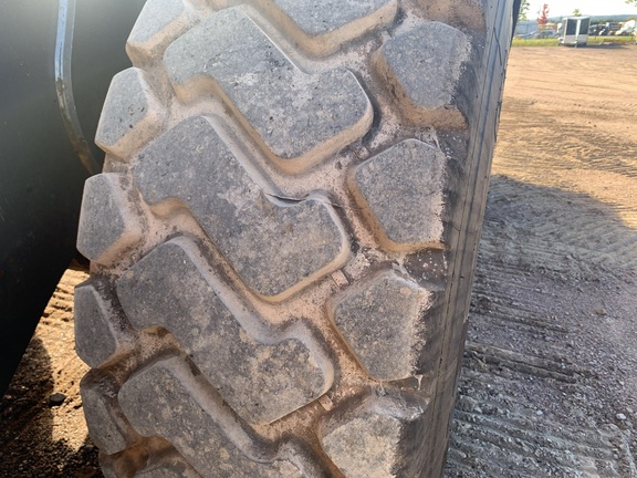 2023 John Deere 544 P