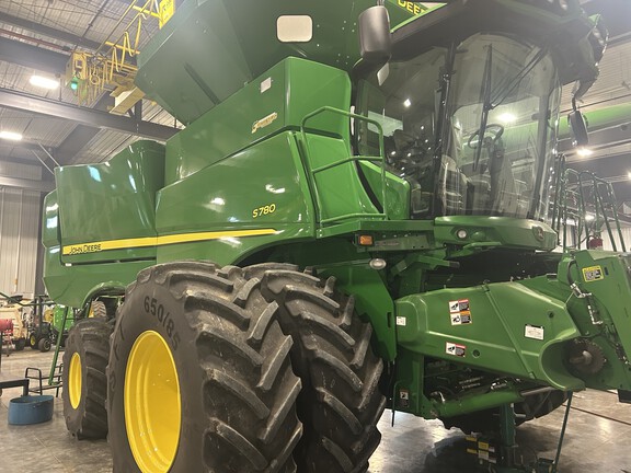 2020 John Deere S780 (2nd thumbnail)