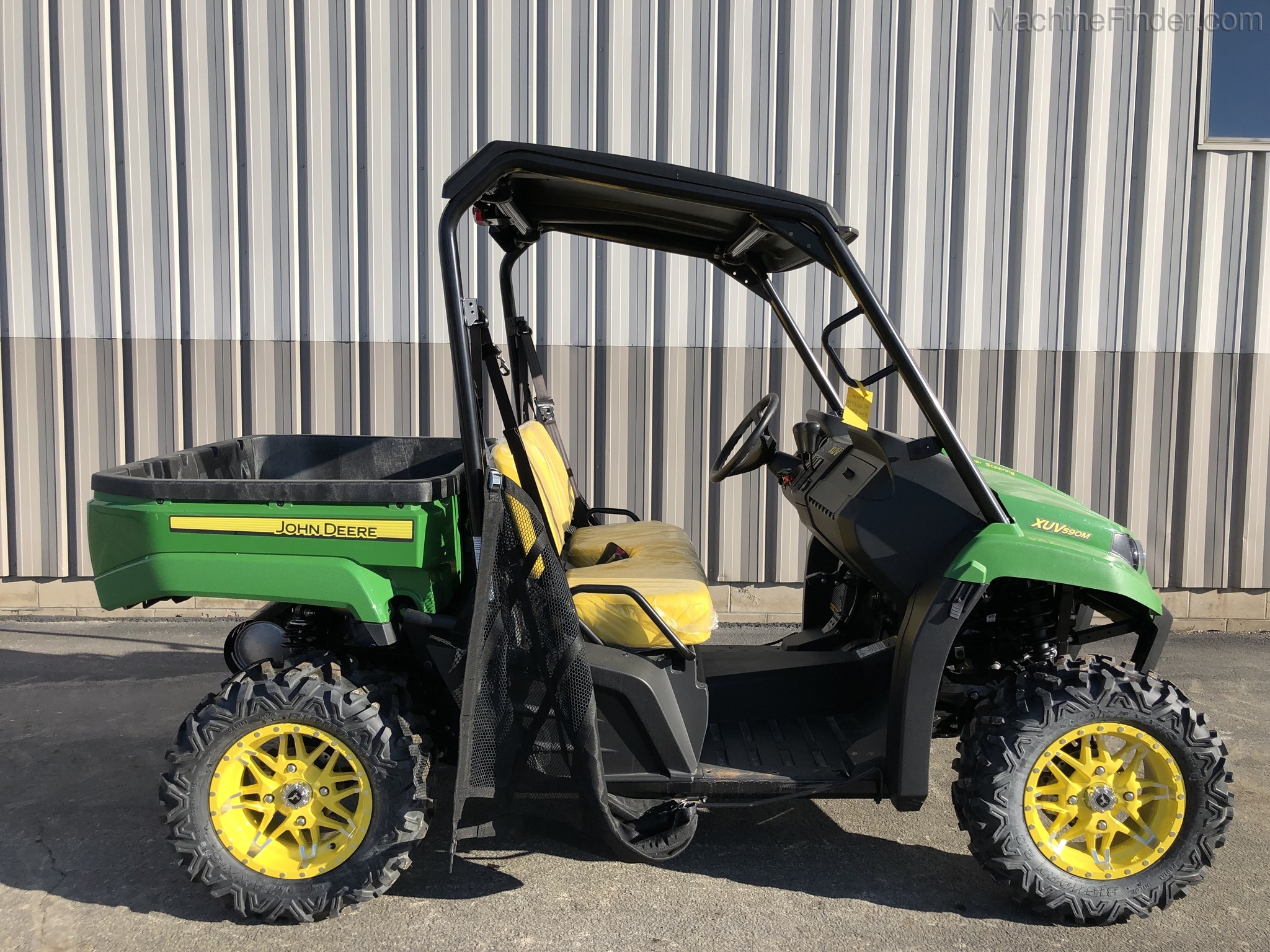 Equipment Details 2019 John Deere XUV590M