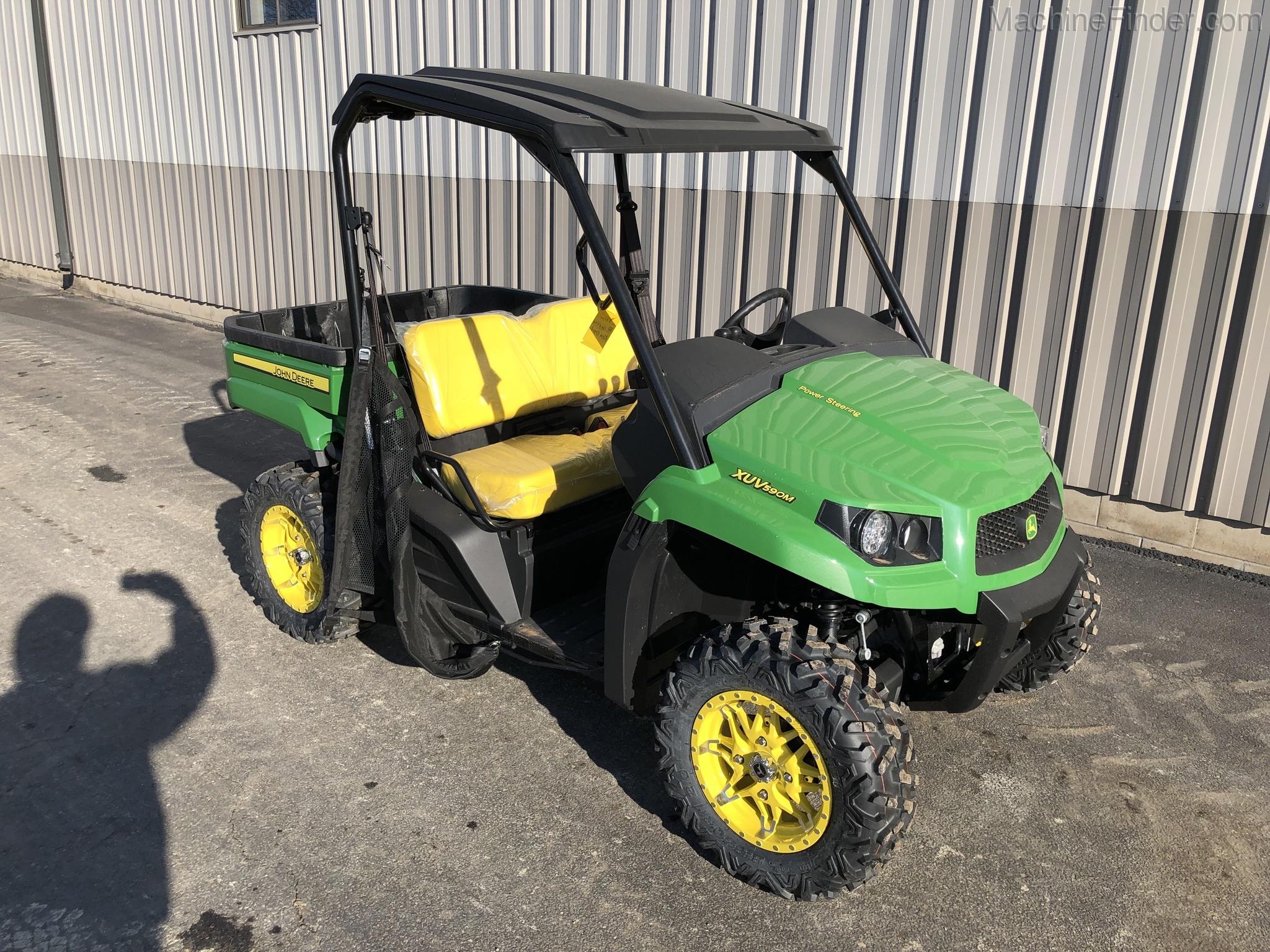 Equipment Details 2019 John Deere XUV590M