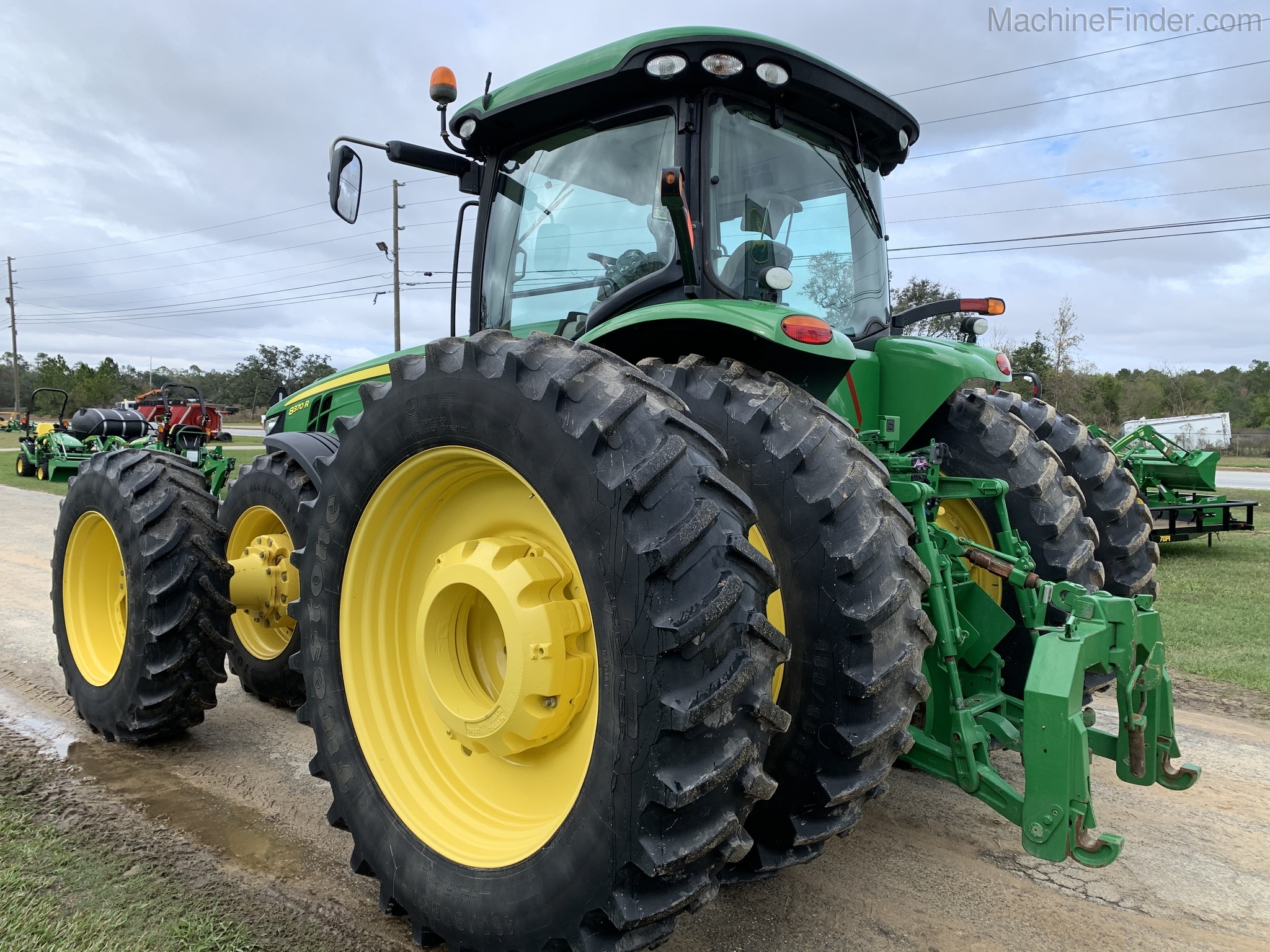 2016 John Deere 8370R Image 6