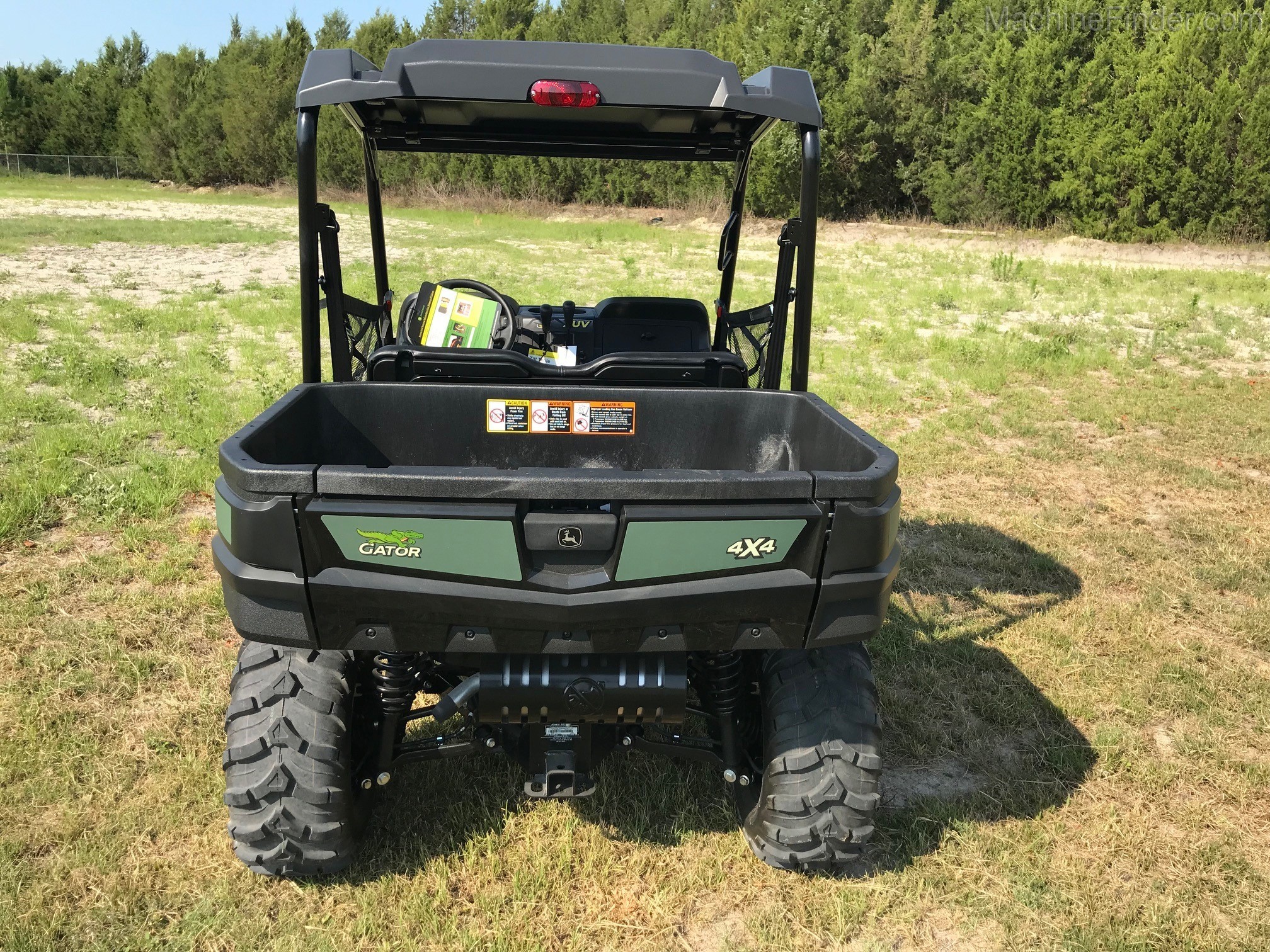 2020 John Deere 590E Image 5