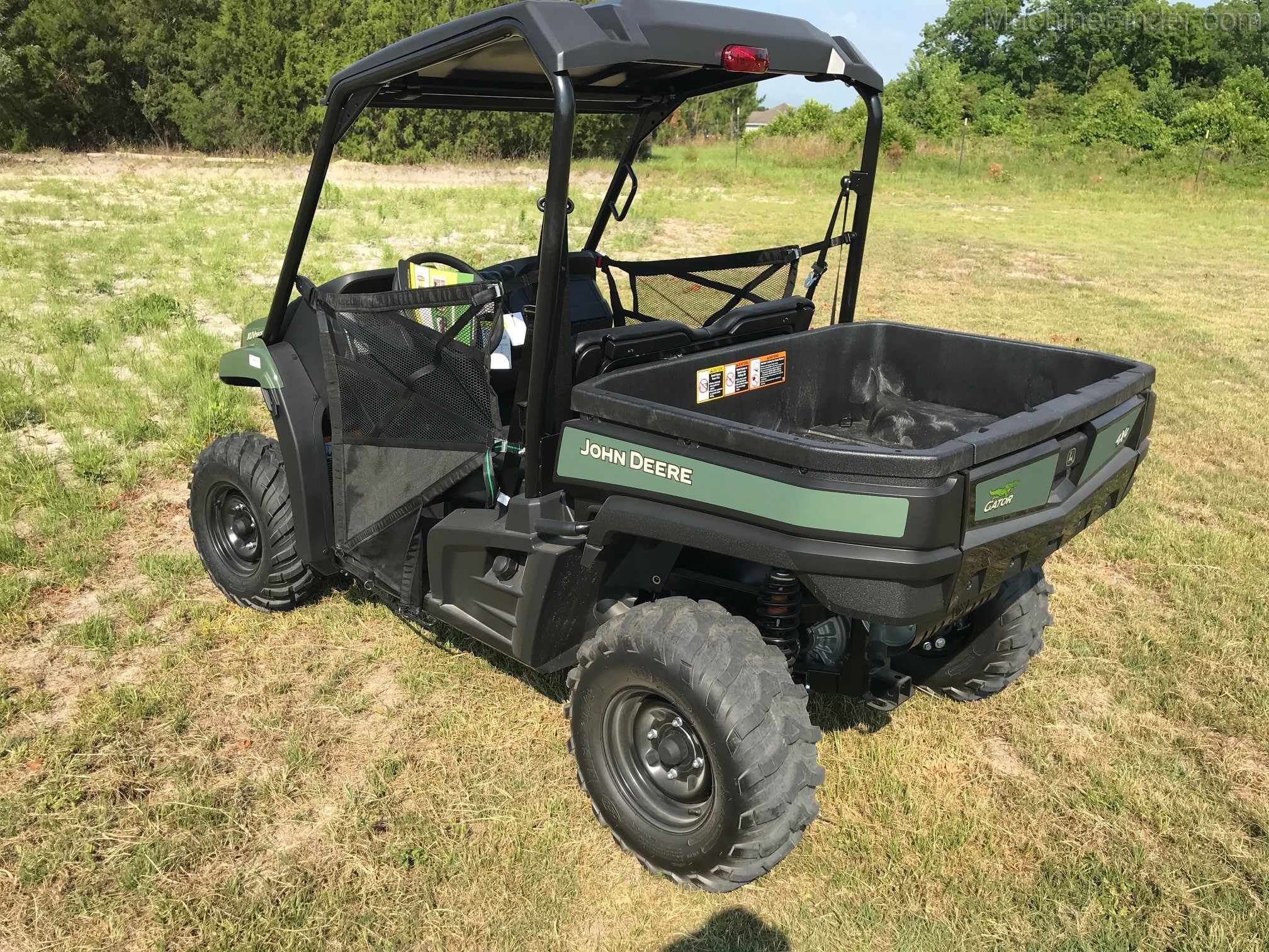 2020 John Deere 590E Image 4