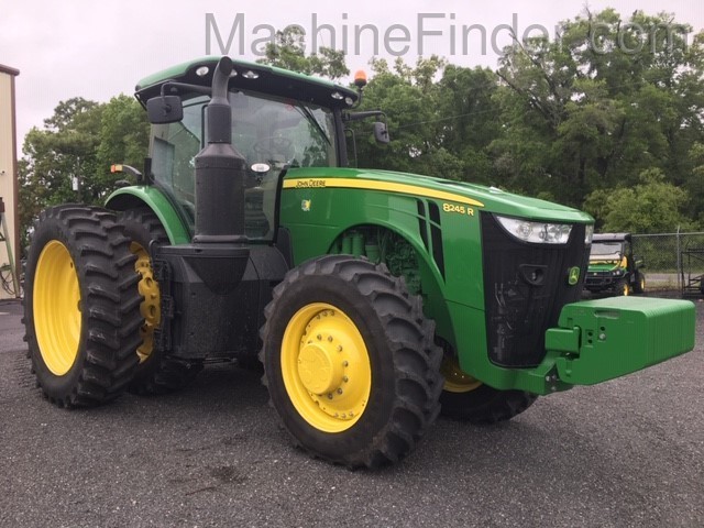 2018 John Deere 8245R Image 1