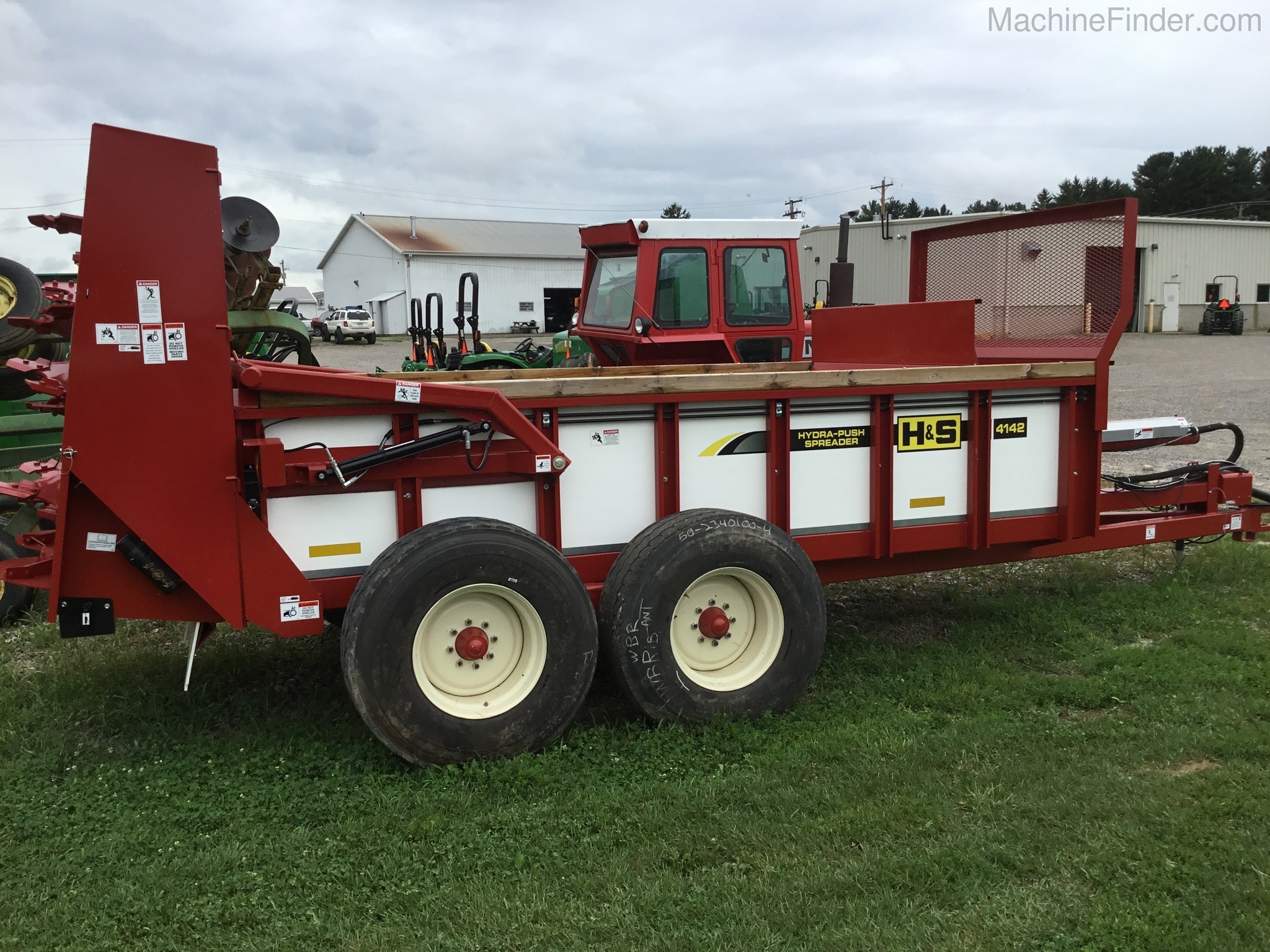 2019 H&S HPV4142 Image 2