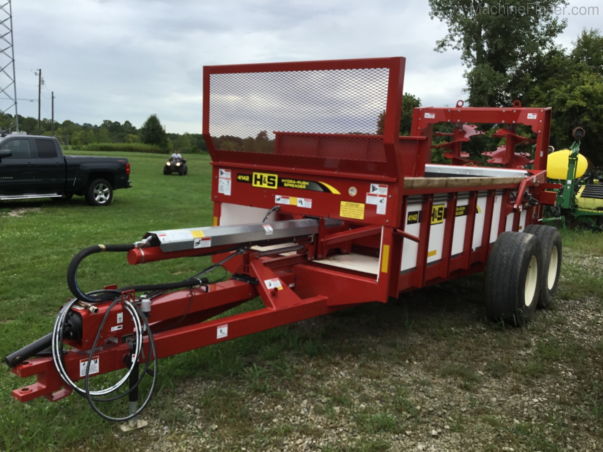 2019 H&S HPV4142 Image 3