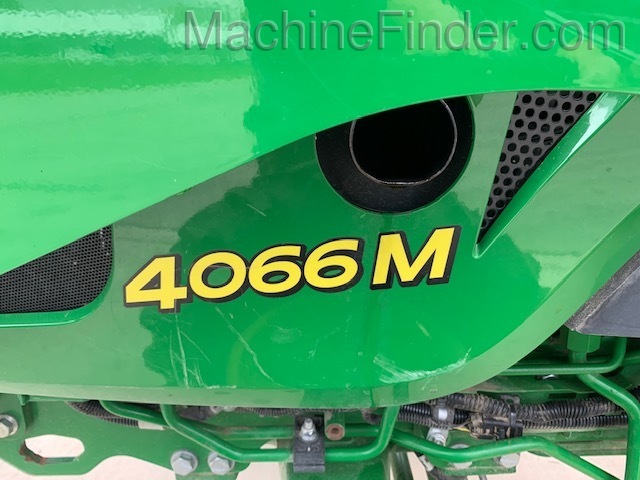2017 John Deere 4066M Image 15