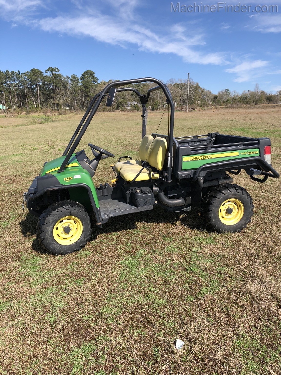 2010 John Deere XUV 825I GREEN Image 2