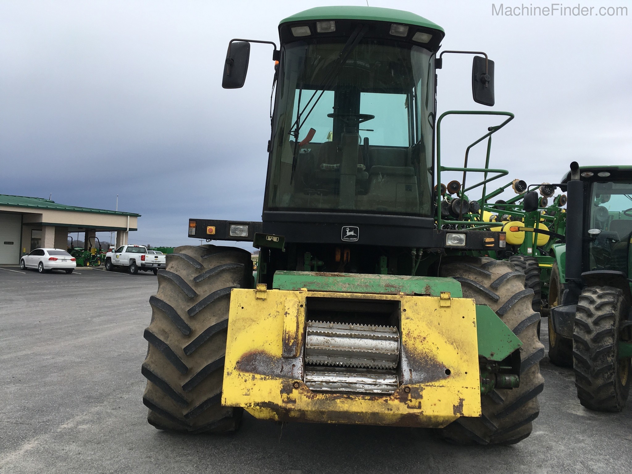 1998 John Deere 6850 Image 3