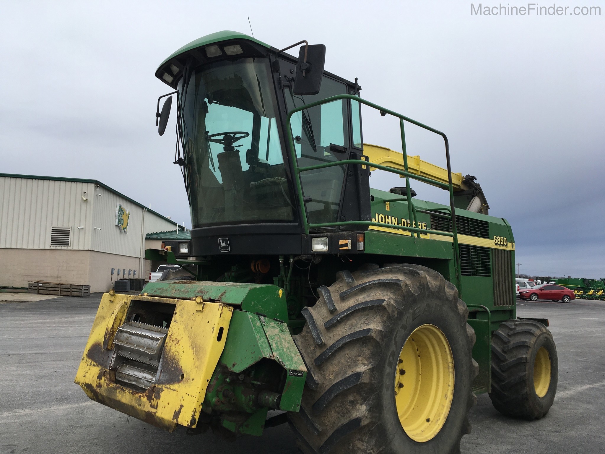 1998 John Deere 6850 Image 2