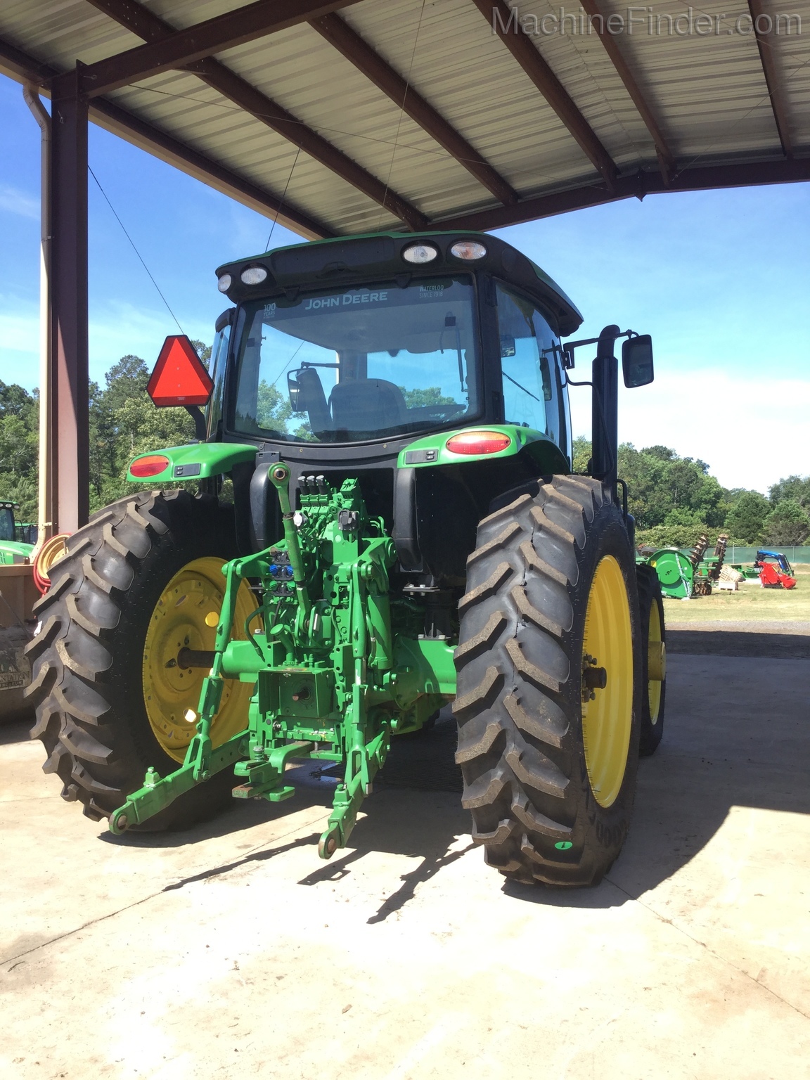 2018 John Deere 6145R Image 6