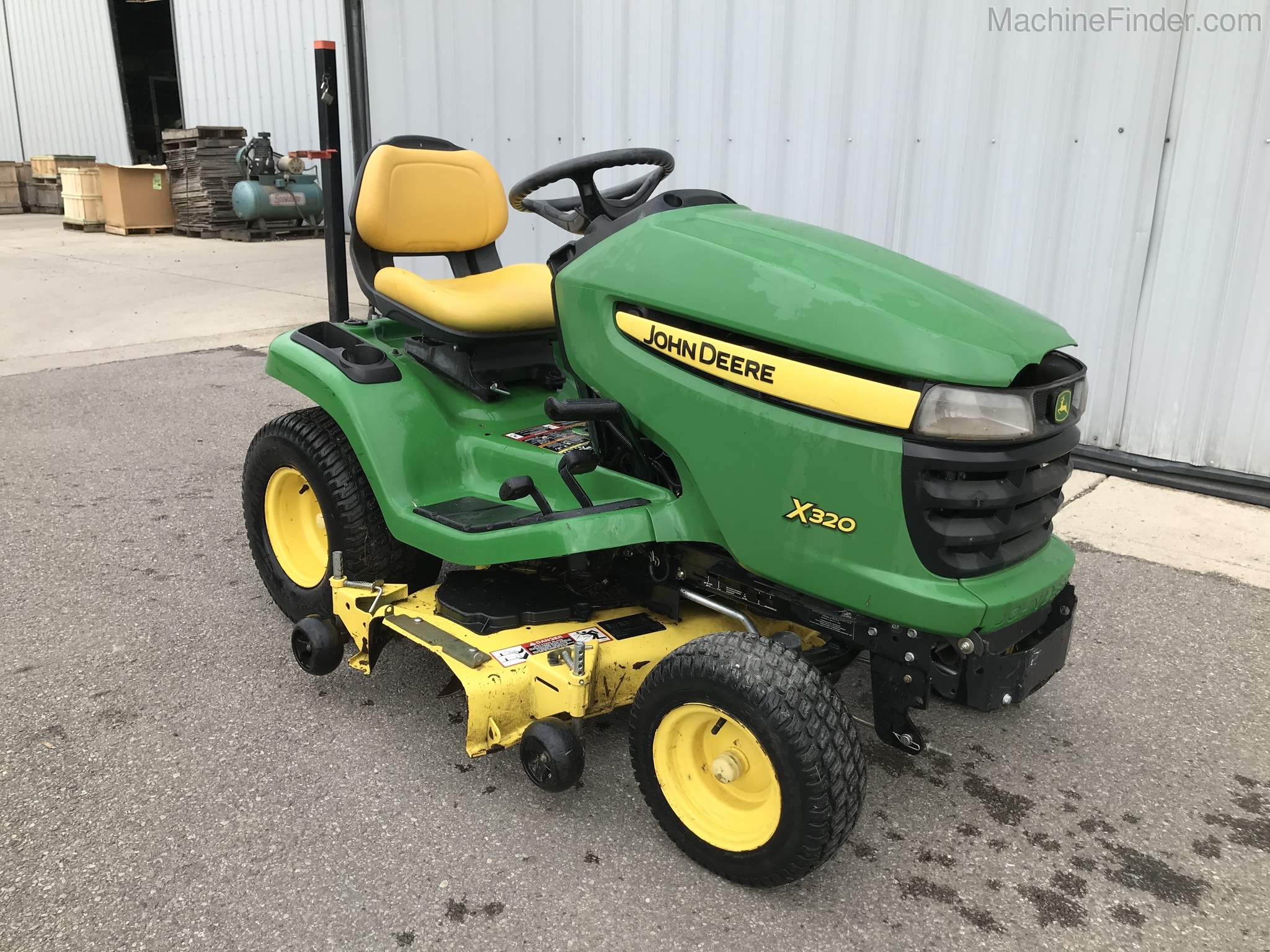 2012 John Deere X320 Image 6
