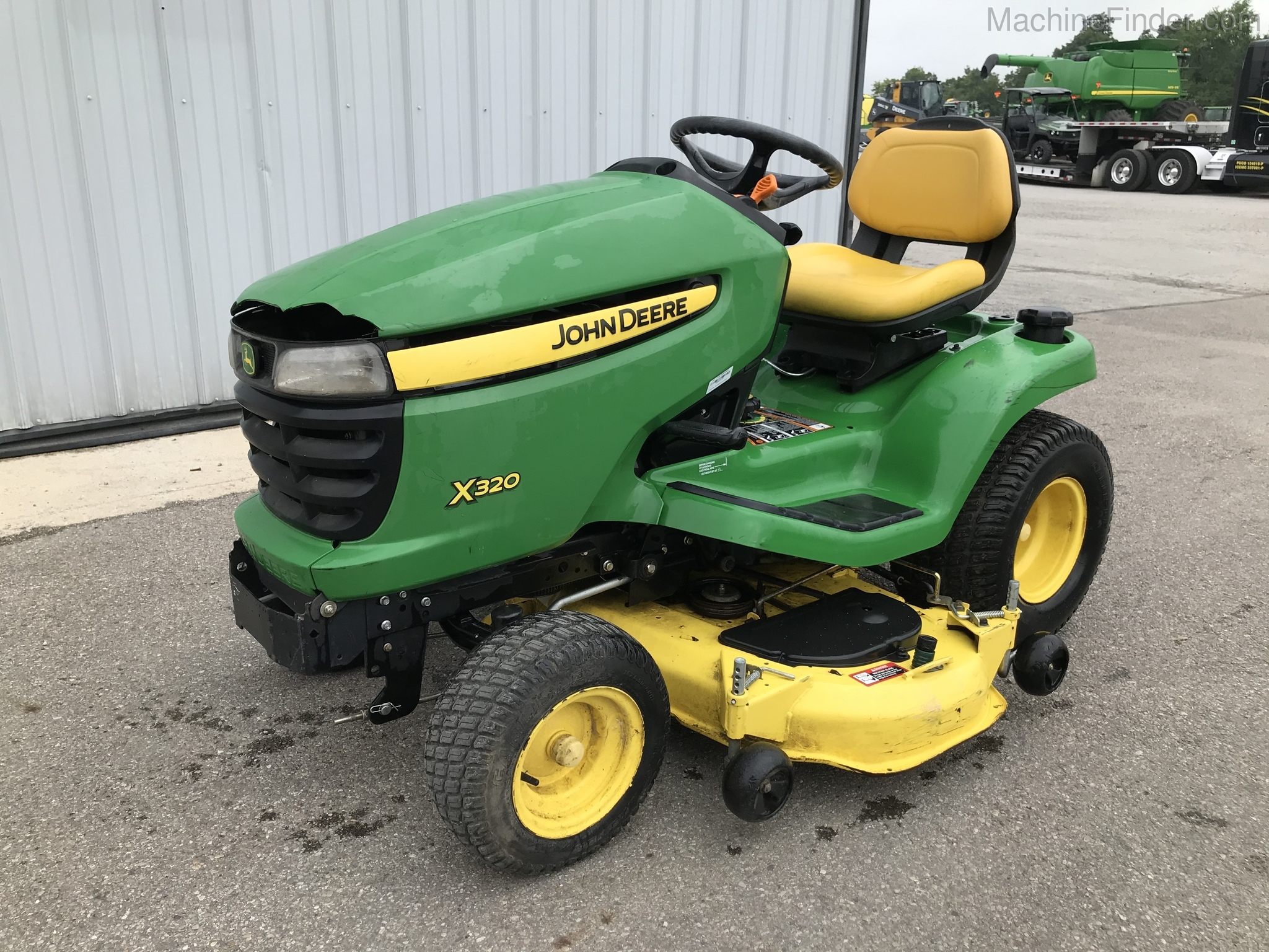 2012 John Deere X320 Image 3