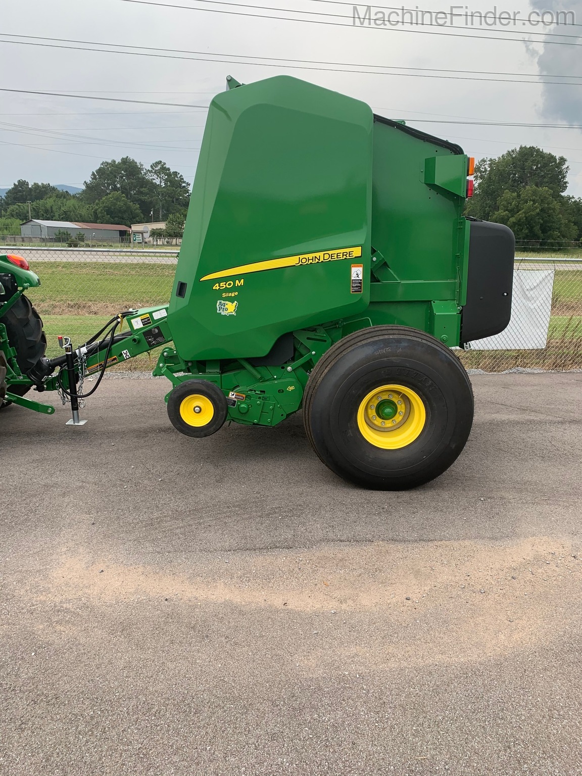 2020 John Deere 450M Image 5
