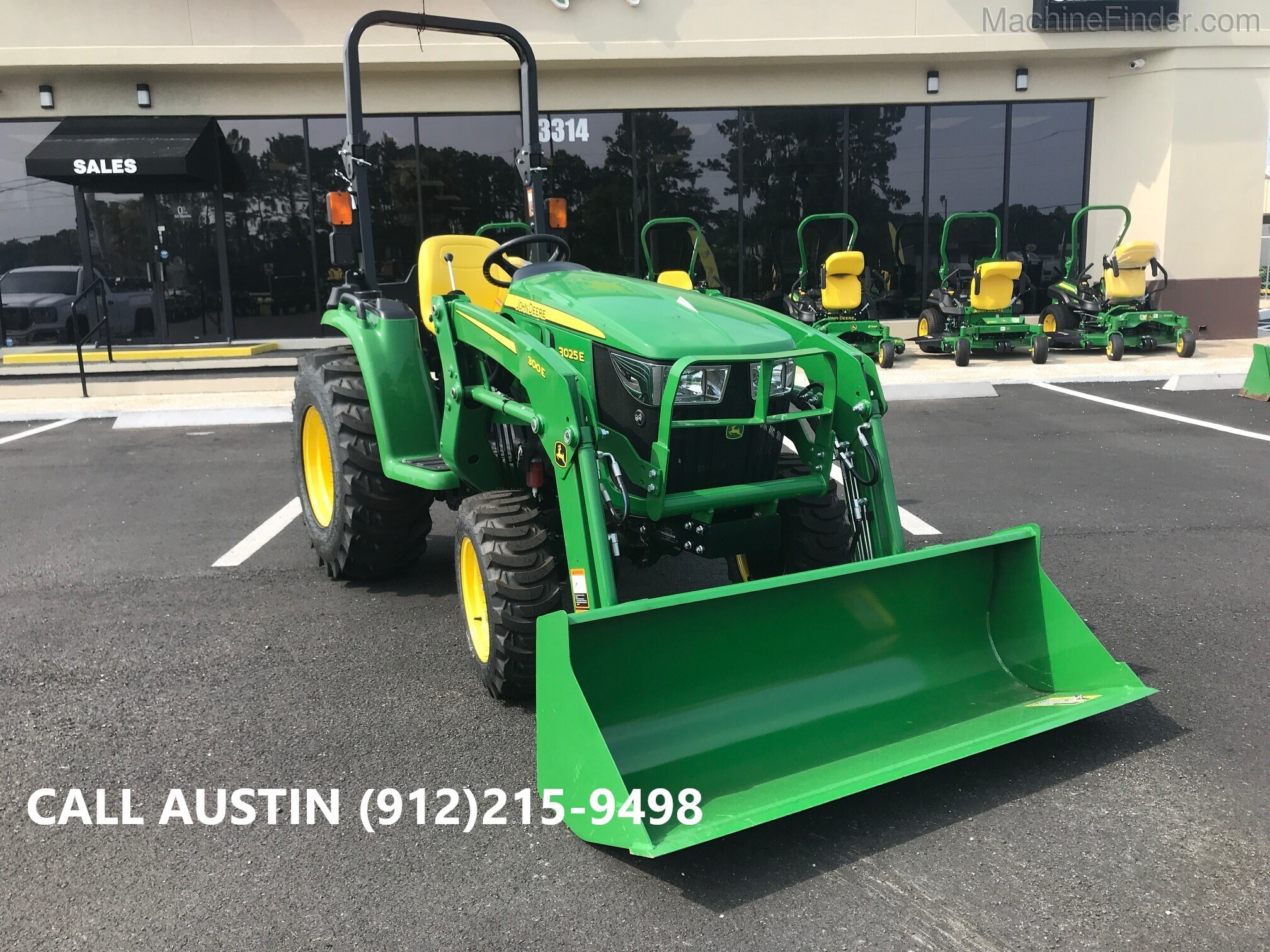 2020 John Deere 3025E Image 2