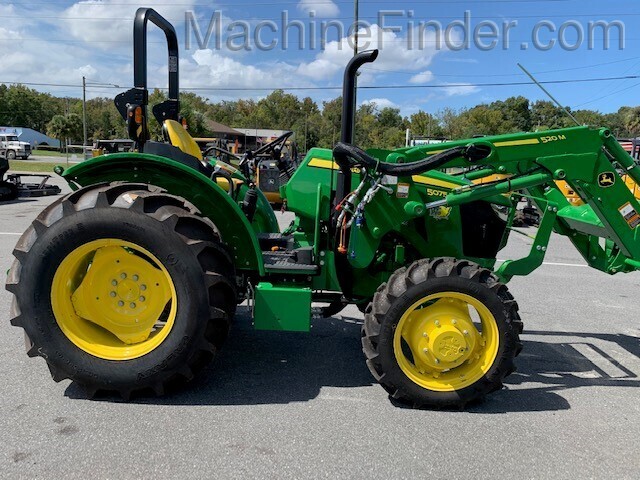 2020 John Deere 5075E Image 8