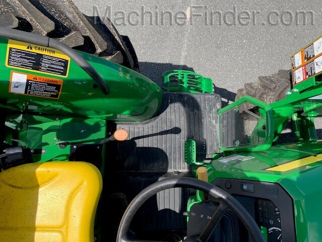 2020 John Deere 5075E Image 3