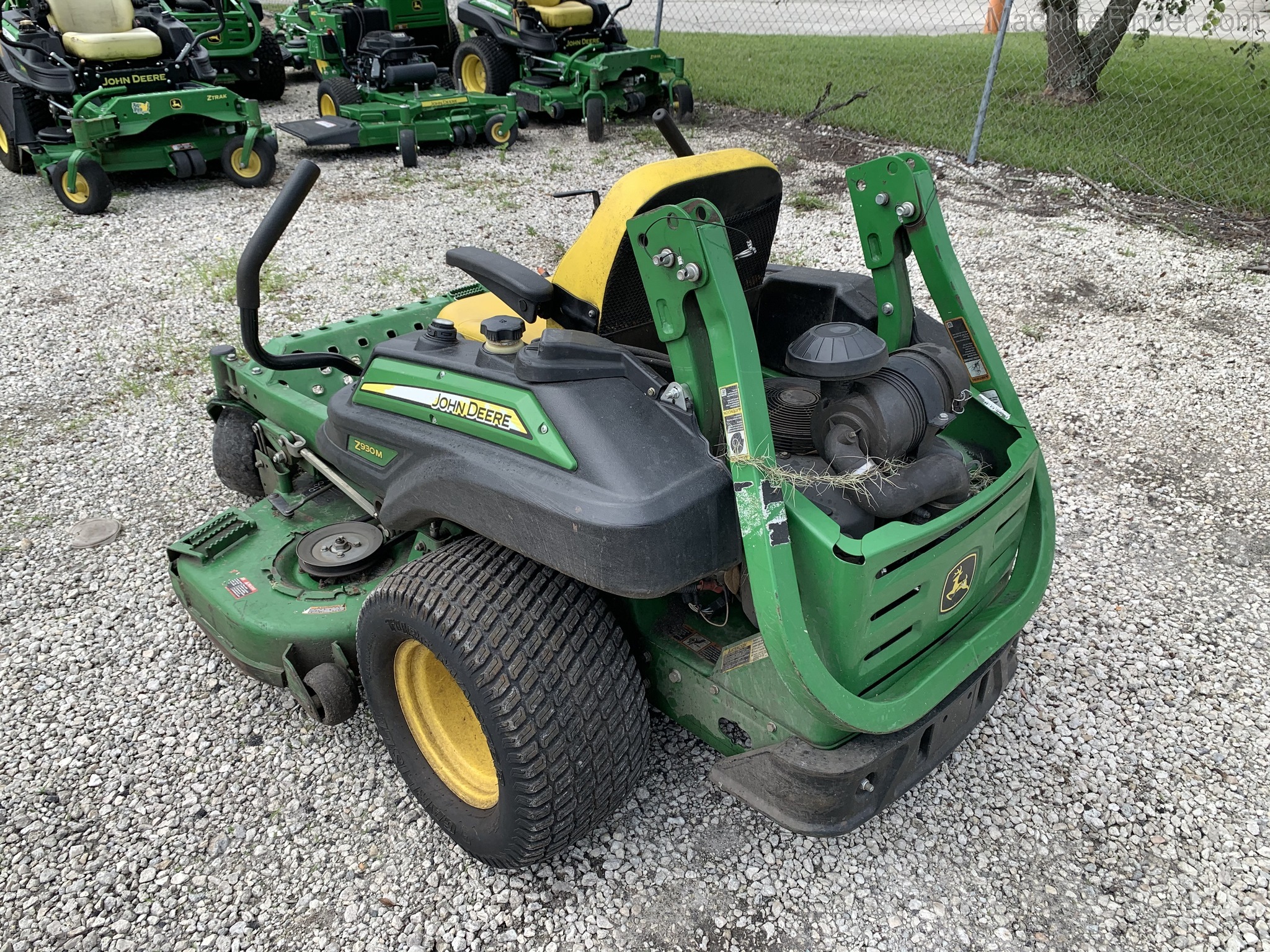2015 John Deere Z930M Image 5