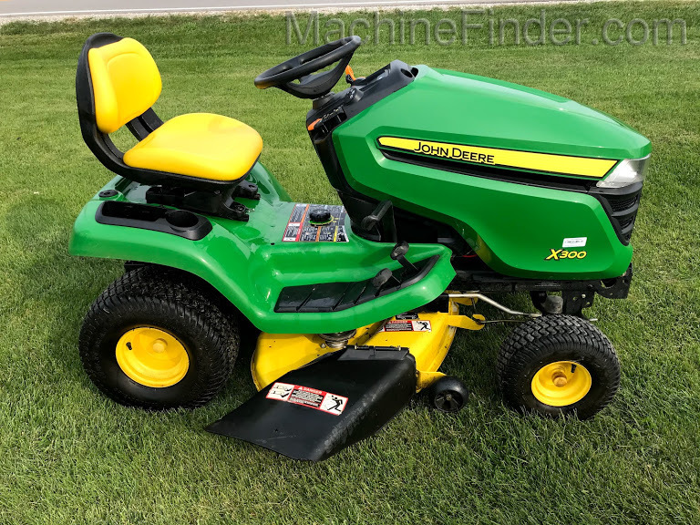 2014 John Deere X300 Image 4