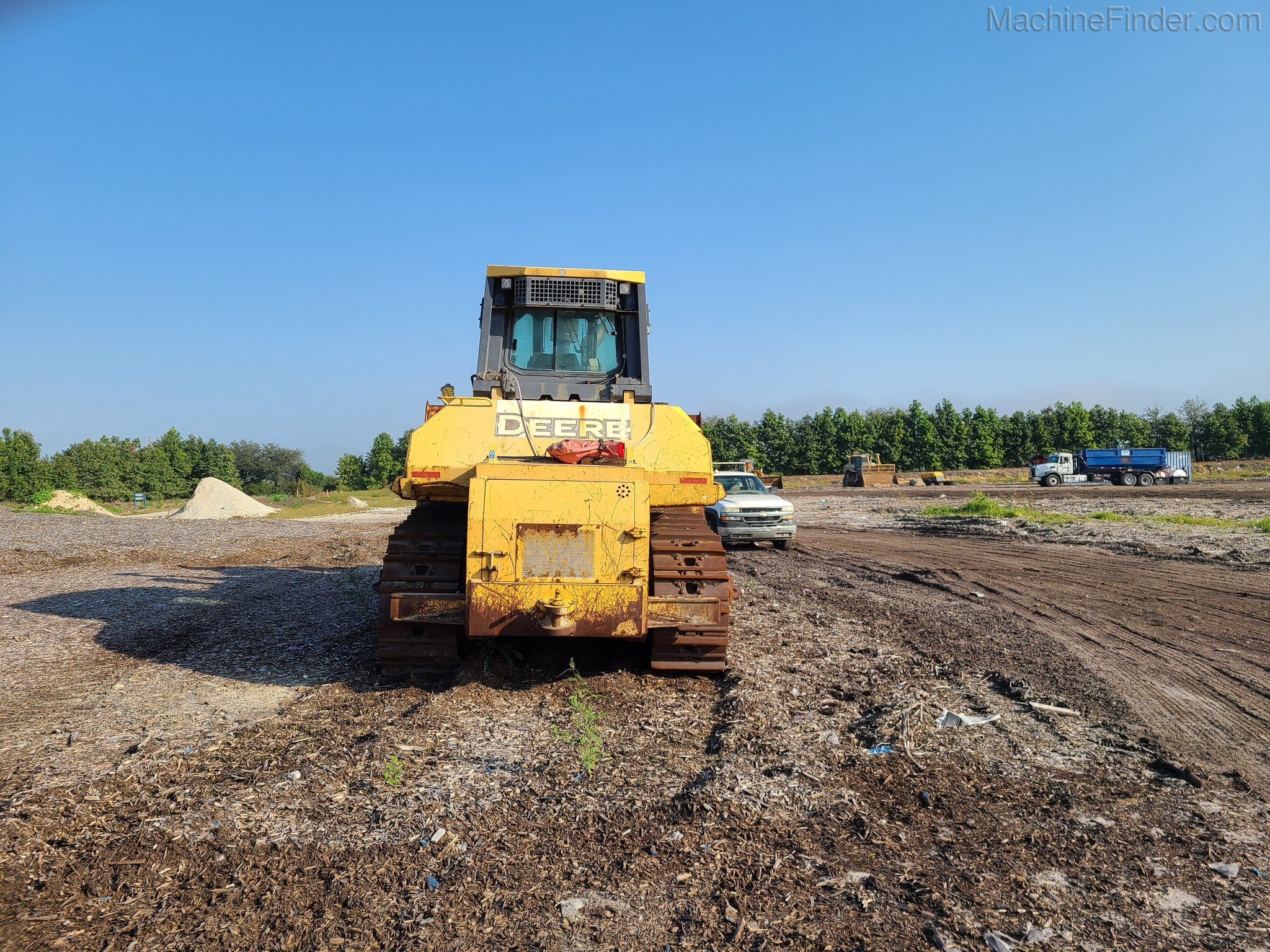 2009 John Deere 1050J Image 2