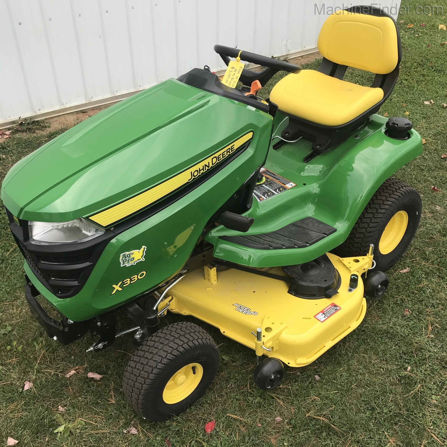 2021 John Deere x330 48A Image 2