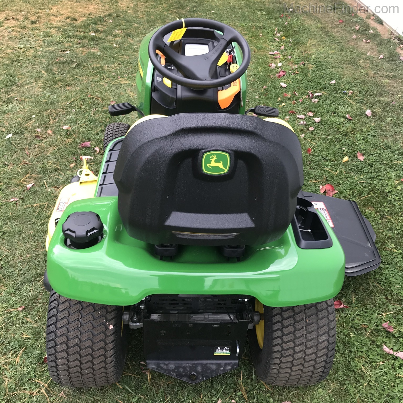 2021 John Deere x330 48A Image 5