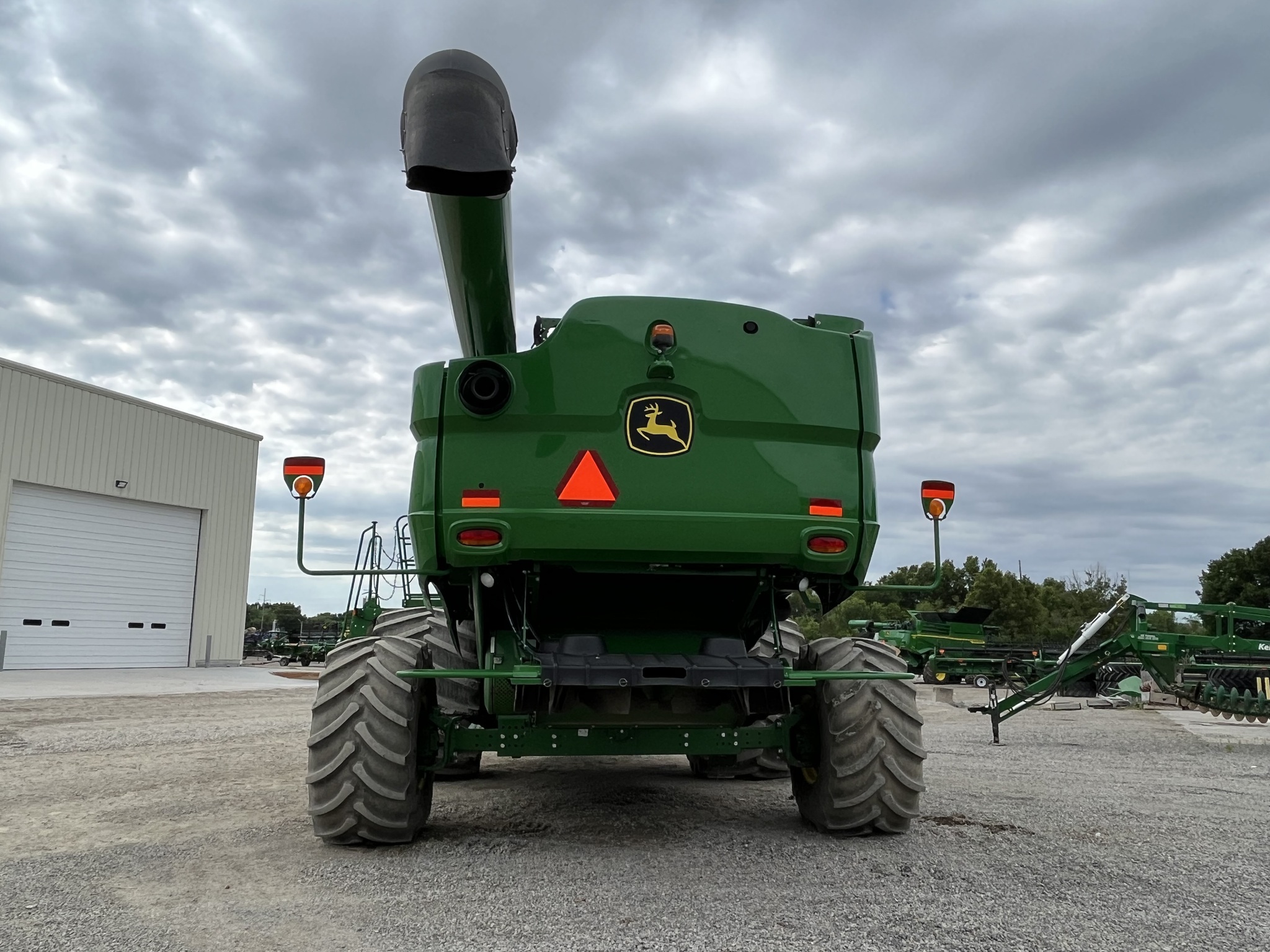  2019 John Deere S780 at Heritage Tractor in Lockwood, MO