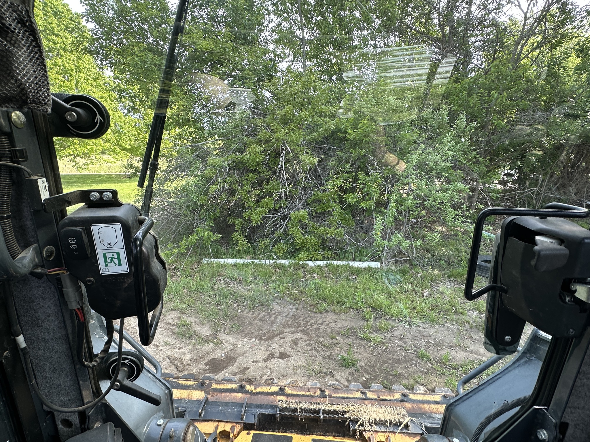  2018 John Deere 332G at Heritage Tractor in Rogersville, MO