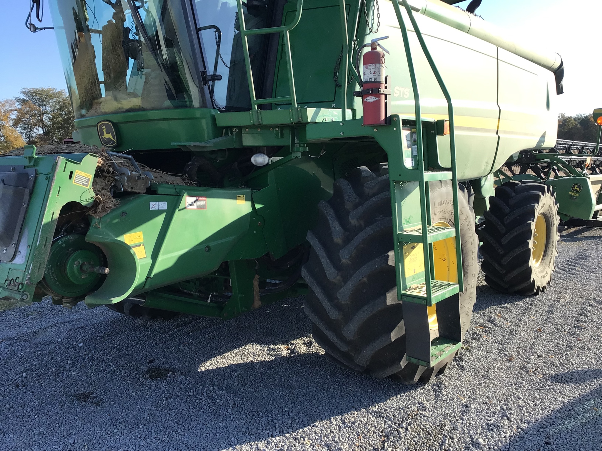 2010 John Deere 9570 STS Image 31